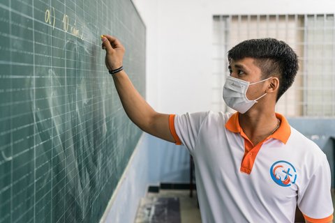 Vietnam: Sekundarschüler im Nachmittagsunterricht